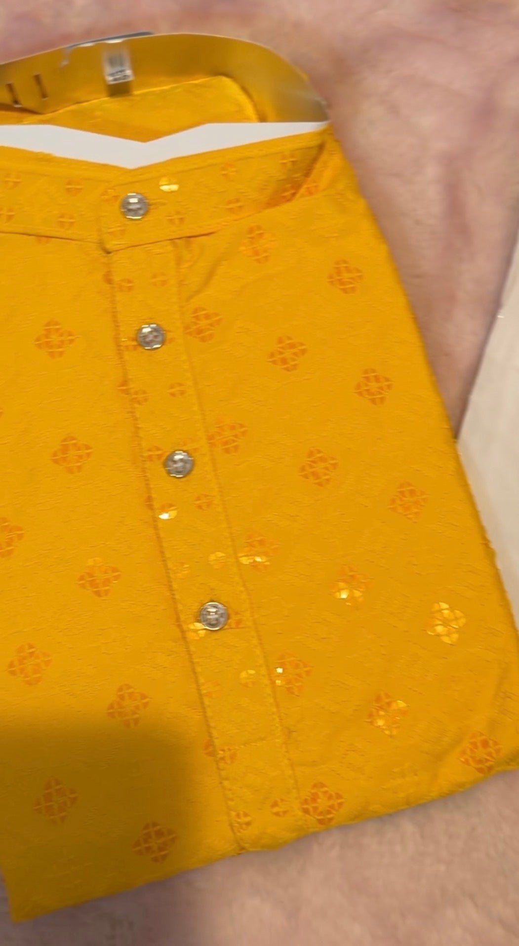 Men’s kurtha set