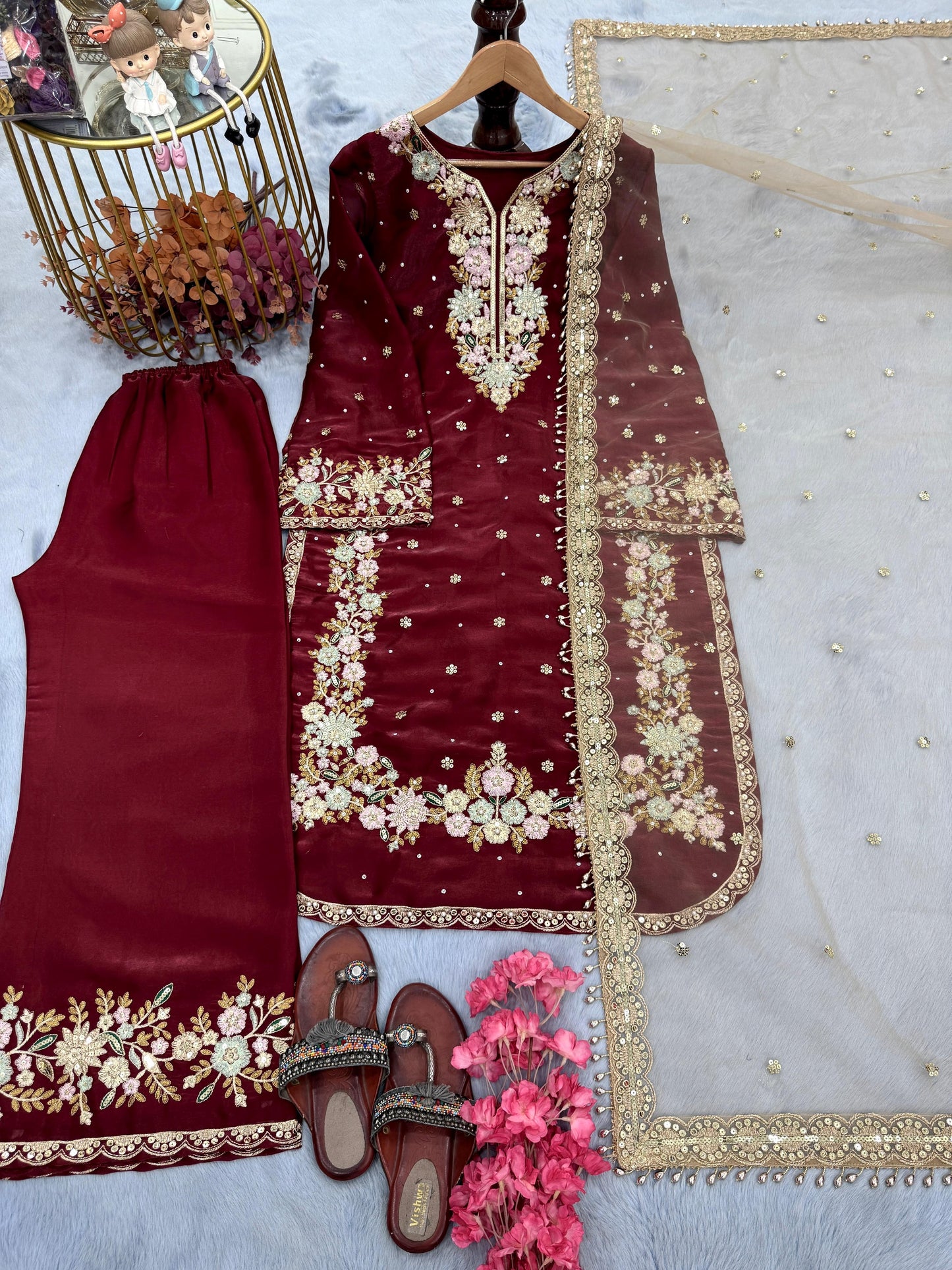 Pakistani suit