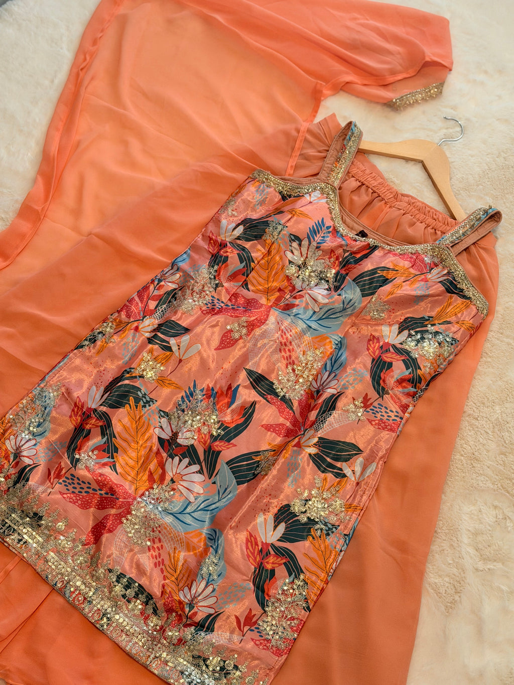 Sleeveless kurtha set