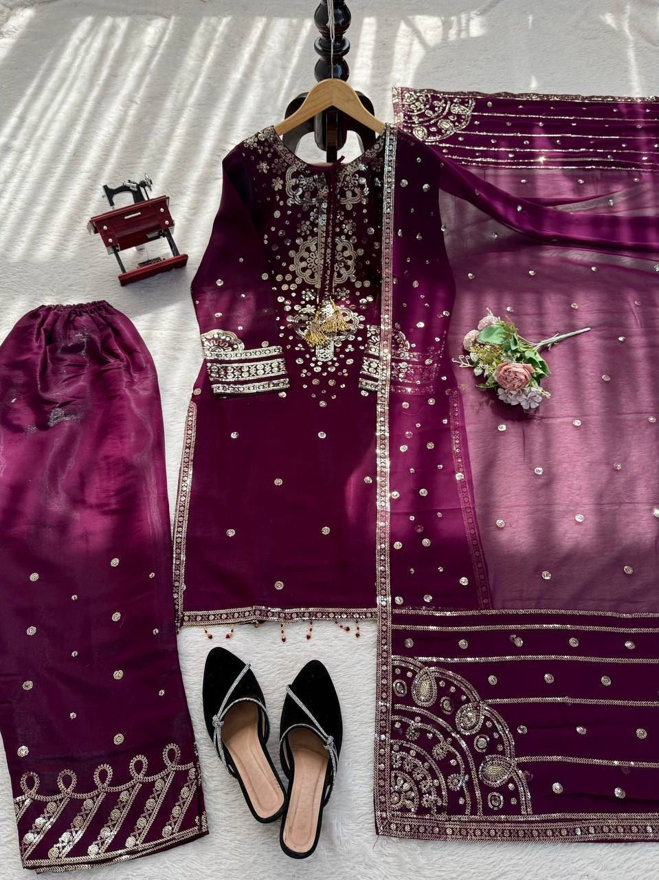 Party wear suit