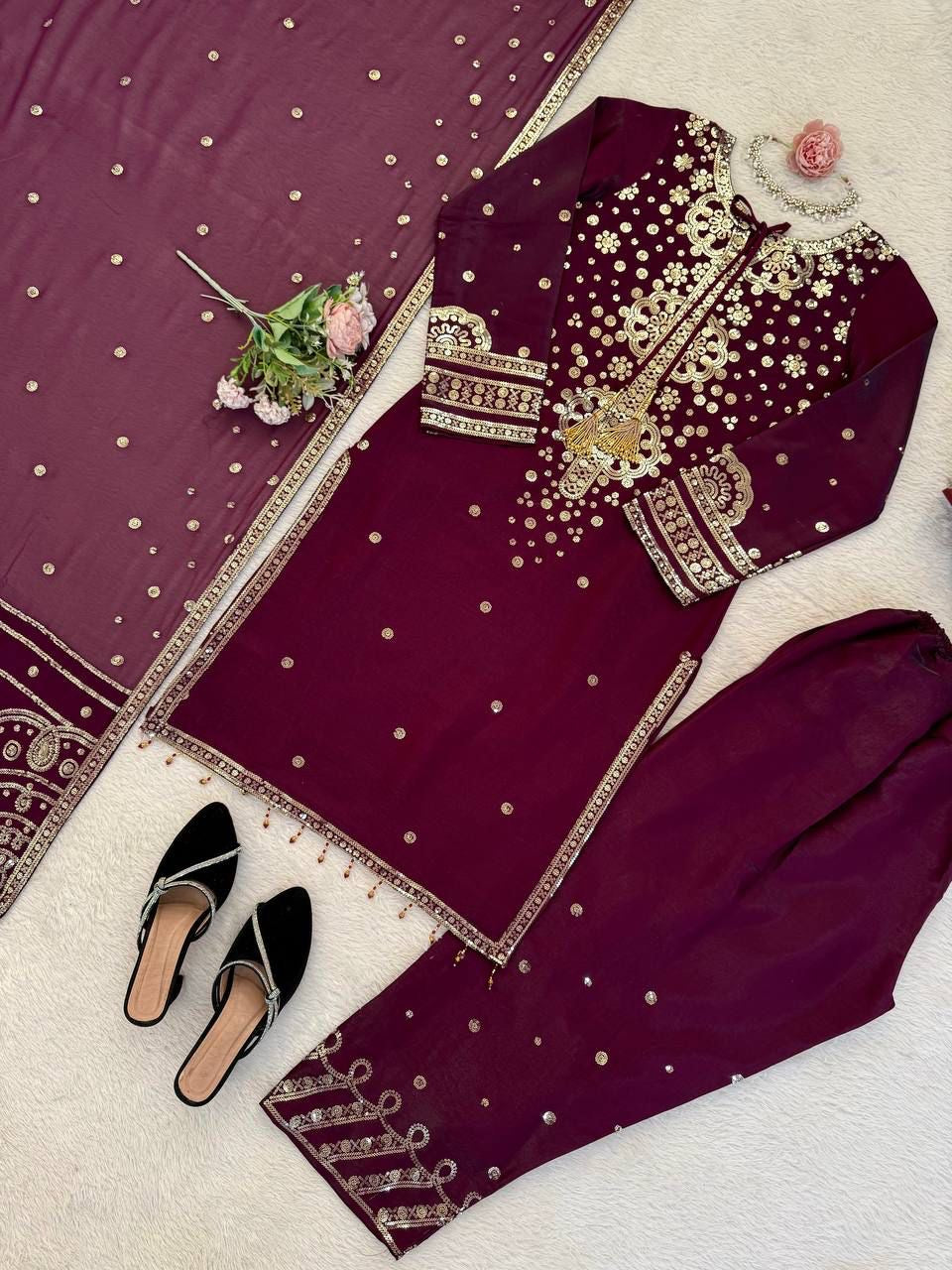 Party wear suit