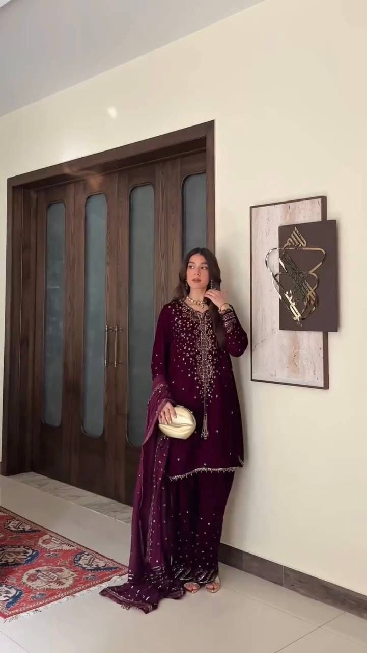 Party wear suit