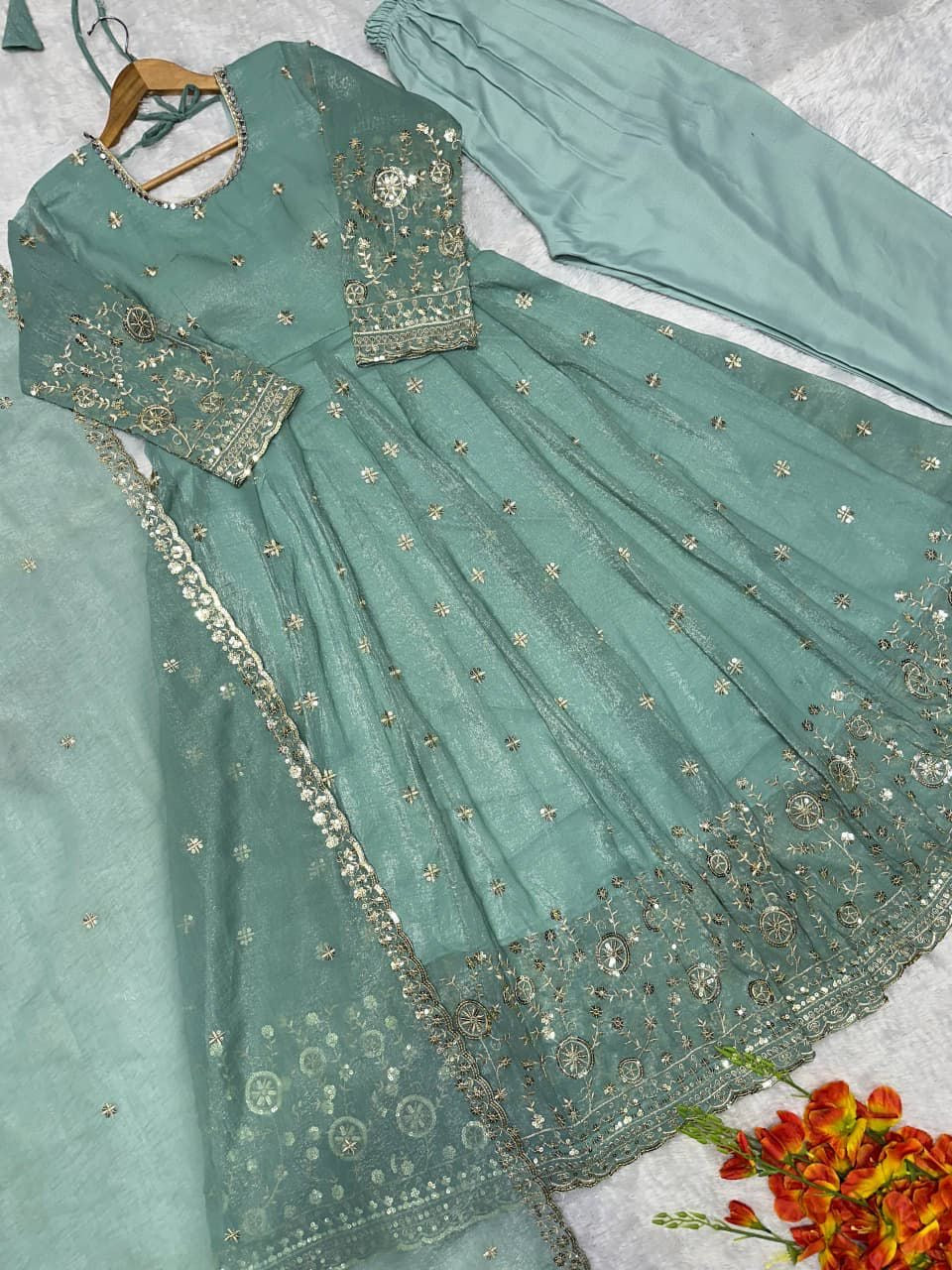 Anarkali suit