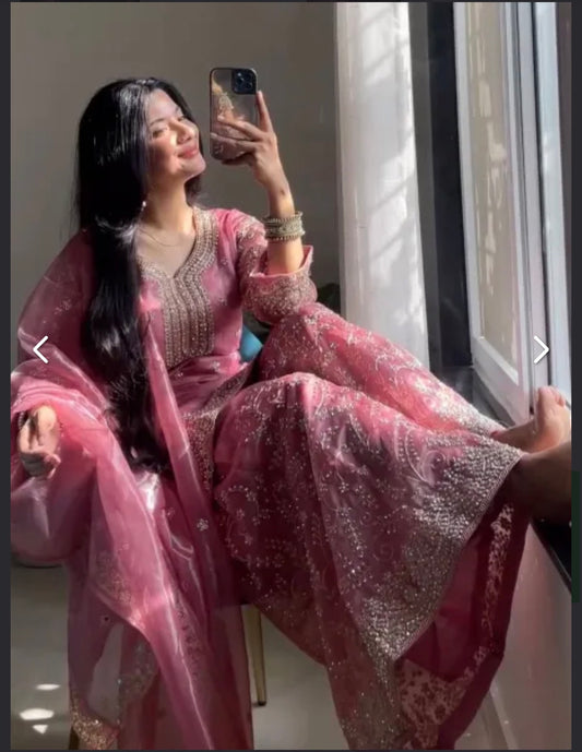 Pakistani kurtha set