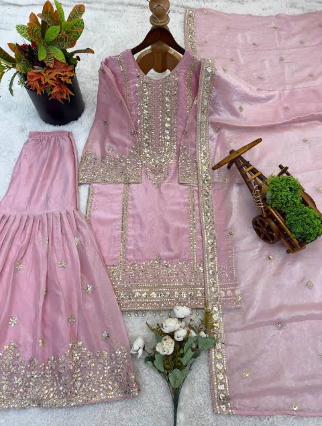 Pakistani suit