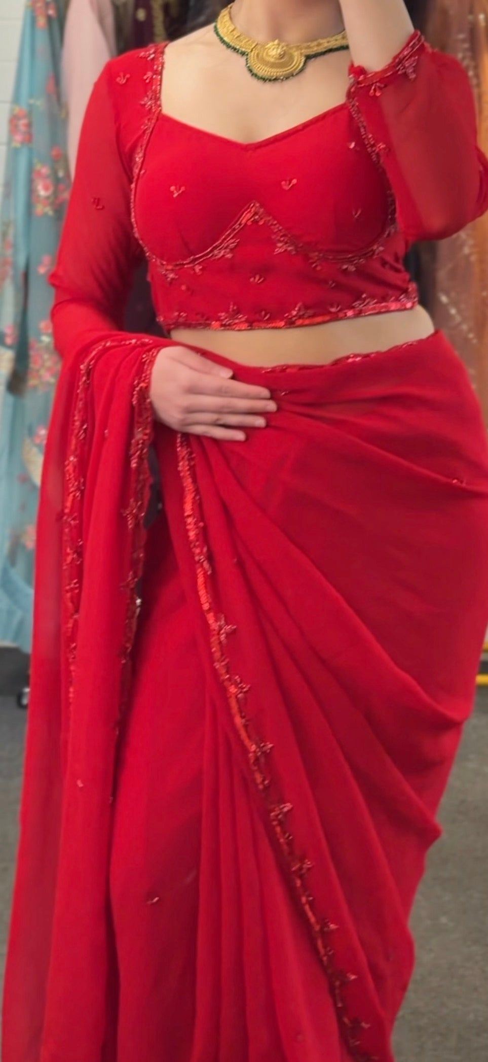 Monocrome preplated saree set